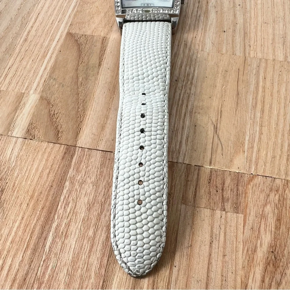 Skagen ladies rectangular mother of pearl white leather watch NEW BATTERY